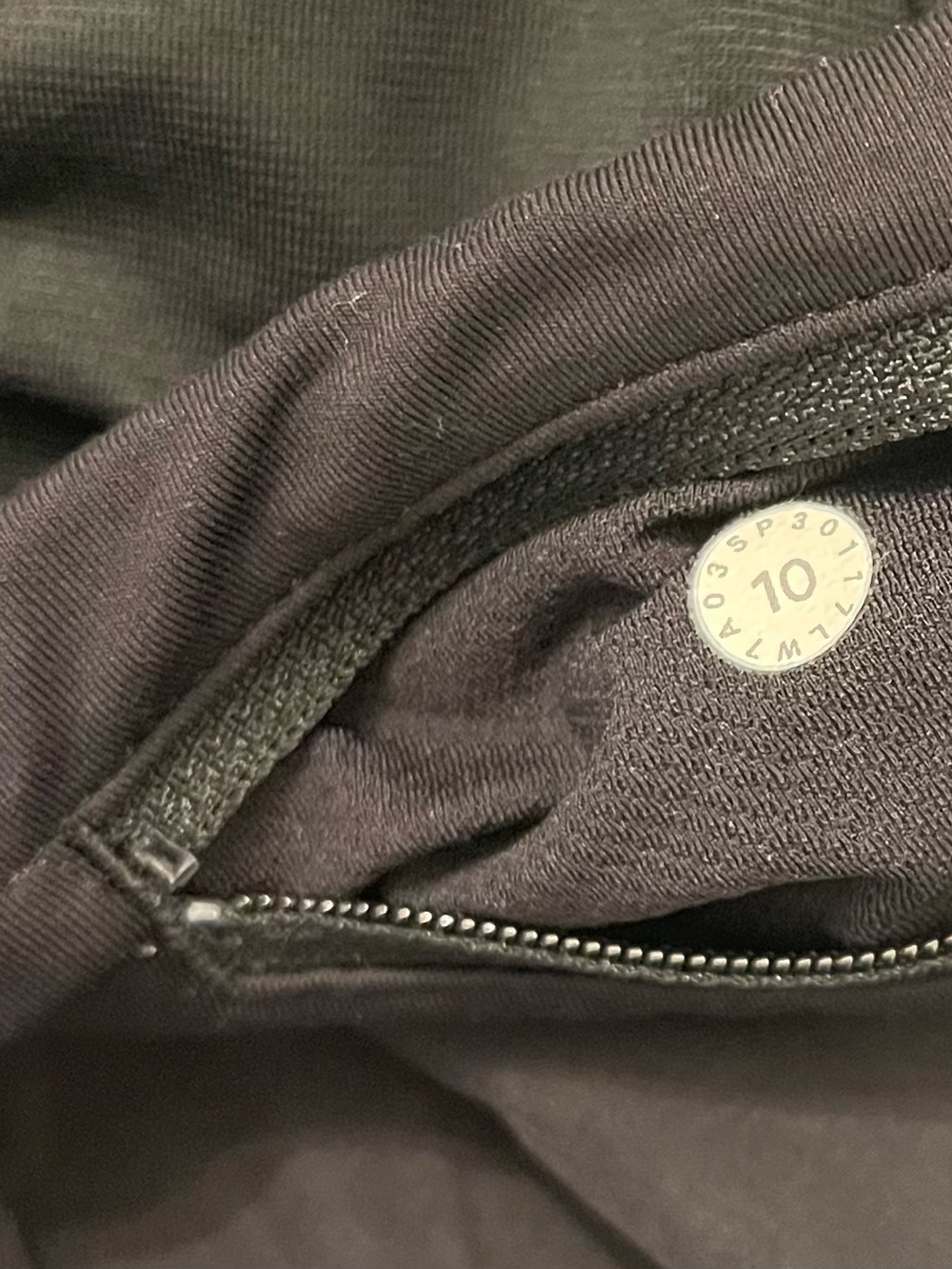 Lululemon shorts - size 10 - Picture 4 of 5
